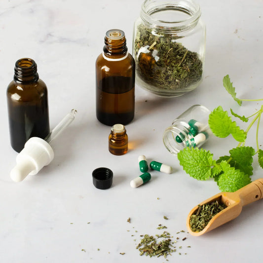 The Rise and Fall of Herbal Medicine – And Its Return - SHAHEEN DAWAKHANA
